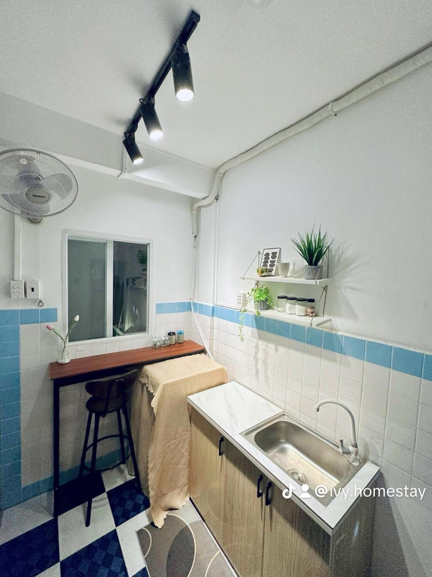 Ở trọ Ivy - District 1 Hcm *